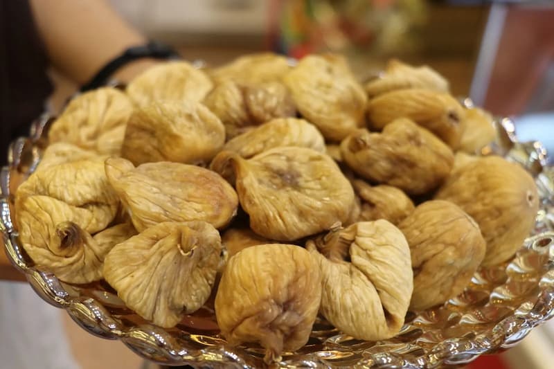 انجیر خشک ممتاز با طعم طبیعی و کیفیت برتر